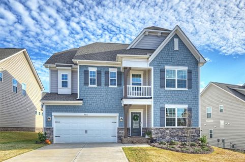 944 Deep River Way