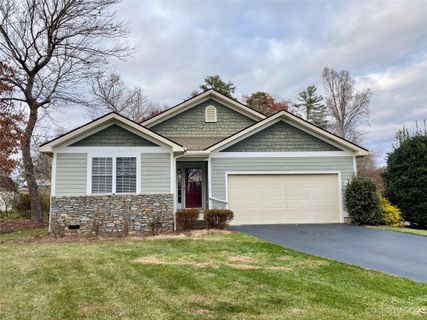 15 E Fairway View Court sold home in Etowah Golf Villas, Etowah, NC