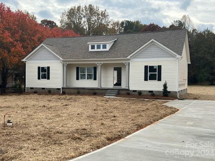 1230 Branch Street sold home in West Manor, Lancaster, SC