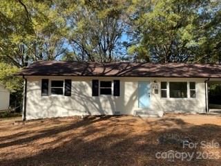 815 Log Cabin Road