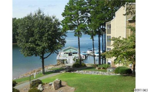 20367 Harborgate Court 304