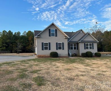 527 Sand Trap Drive sold home in The Glynns At Carolina Crossing, York, SC