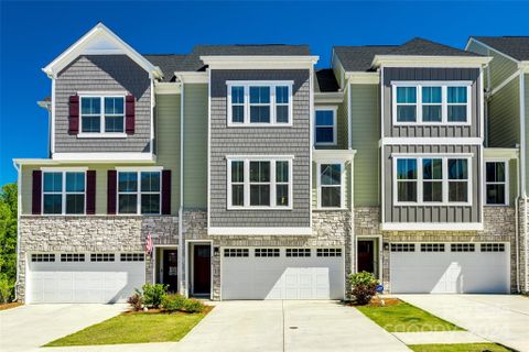 459 Lahinch Drive