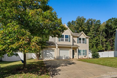 907 Mibbs Place