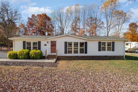 151 Doubletree Drive sold home in Mountain Road Village, Statesville, NC