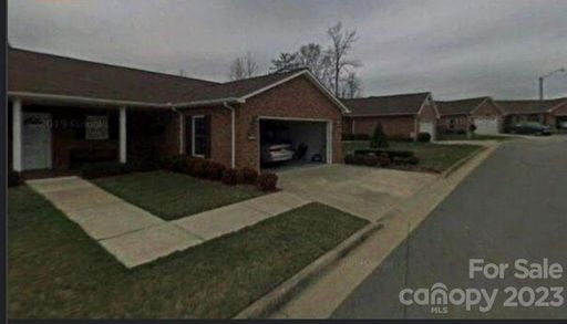 1216 Wexford Village Circle sold home in Wexford Village, Lenoir, NC