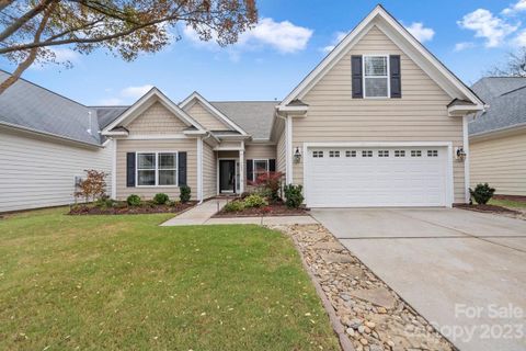 9008 Socata Way sold home in Eastfield Village, Charlotte, NC