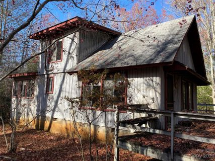 130 Sourwood Lane sold home in Hidden Valley, Pisgah Forest, NC