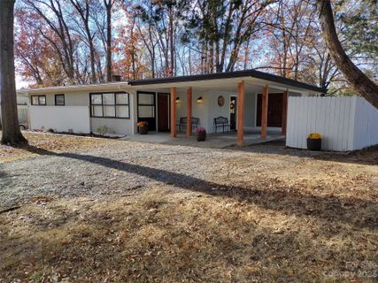 351 Mountview Court sold home in Winecoff Hills, Concord, NC