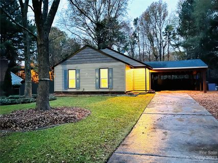 6112 Woodthrush Drive