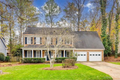 1316 Golden Hill Road