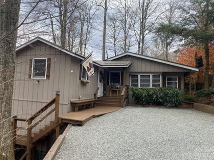 50 Jack Pine Loop