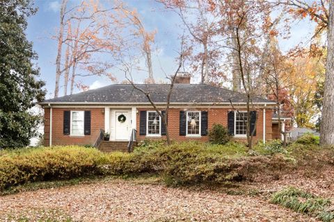 622 Ashworth Road