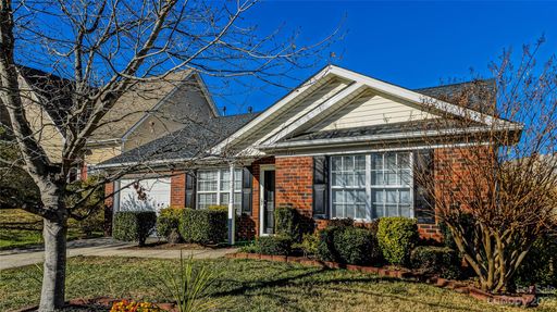9126 Simonton Drive sold home in Eastfield Meadows, Charlotte, NC