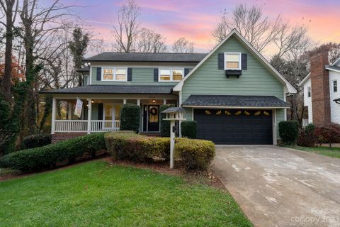 3005 9th Street Place sold home in North Creek, Hickory, NC