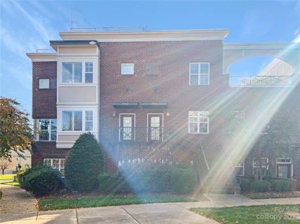 258 Harbour Place Drive sold home in Harbour Place, Davidson, NC