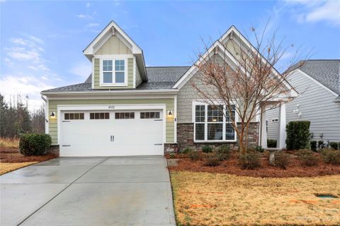 4082 Home Grown Way sold home in Summerhouse at Paddlers Cove, Clover, SC