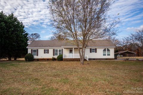 Previously sold for $305,000