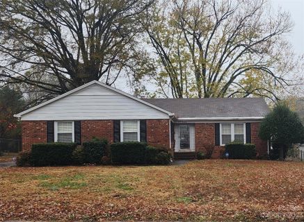 4017 Tamerlane Drive sold home in Belshire, Charlotte, NC