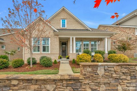 9427 Downton Court sold home in Eden Hall, Matthews, NC