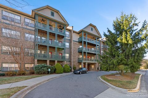 9 Kenilworth Knoll 119 sold home in Beaucatcher House, Asheville, NC