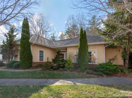 11 Boddington Court sold home in South Oaks, Asheville, NC