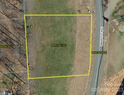 Lot 20 Barefoot Ridge Road sold home in Barefoot Ridge, Clyde, NC