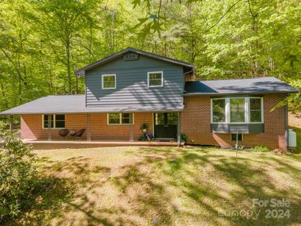 Previously sold for $356,000