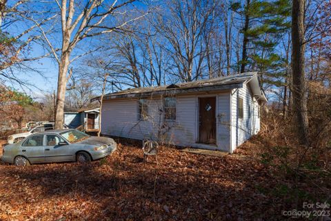 501 Booker Street sold home in Lincoln Park, Asheville, NC