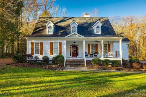 212 Steeple Chase Circle sold home in Steeple Chase, Waxhaw, NC