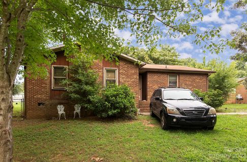 3011 Winston Drive sold home in Springhill, Concord, NC