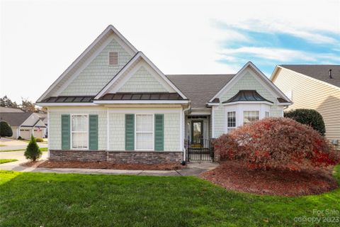 558 Hamberton Court