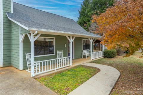 302 Aqua Drive