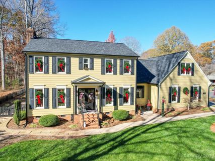 907 Paul Revere Lane sold home in Heritage Woods, Gastonia, NC