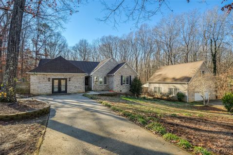 115 S Deerfield Circle sold home in Plantation Ridge, Salisbury, NC
