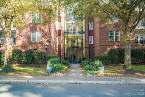 785 Magnolia Avenue Unit 301