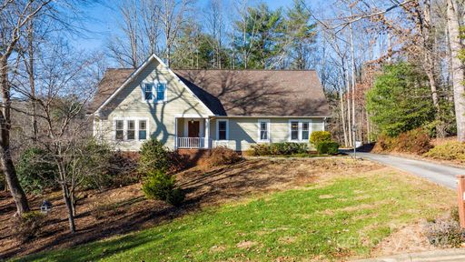 1003 Charlesmont Court sold home in Plantation Heights, Lenoir, NC