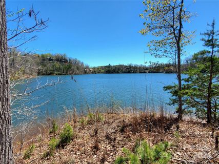 14 Jackson Cove Parkway