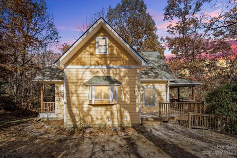 15 Ashleigh Grove Lane sold home in Reems Creek, Weaverville, NC