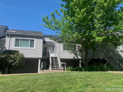 1050 Nw 21st Avenue 63 sold home in Quail Run, Hickory, NC