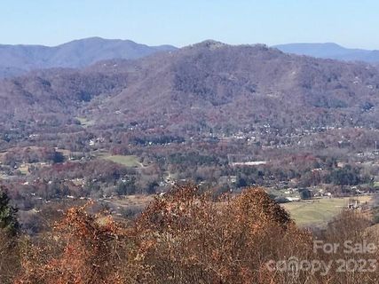 1714 Harriets Trail sold home in Wolf Pen Meadows, Waynesville, NC