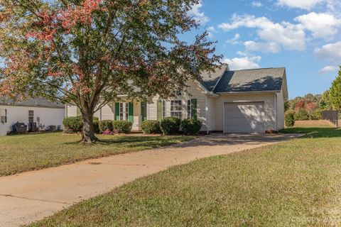 2212 River Chase Drive sold home in River Chase, Monroe, NC