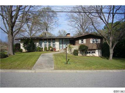 105 Brookshire Avenue