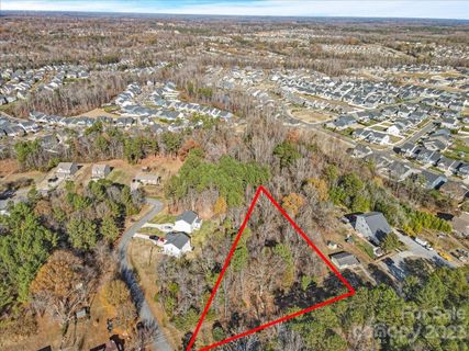 14607 Holbrooks Road sold home in New Haven Park, Huntersville, NC