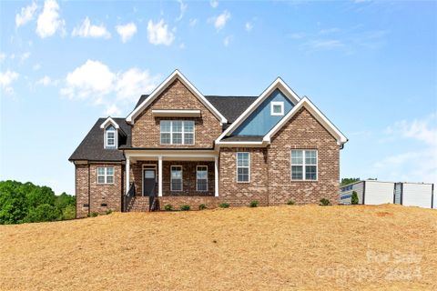 Previously sold for $599,900