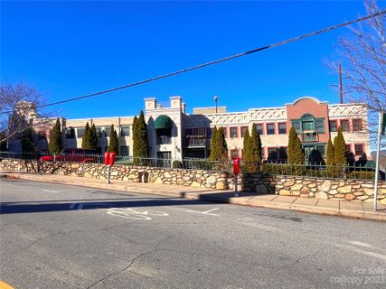 37 Hiawassee Street W305 sold home in Hiawassee, Asheville, NC