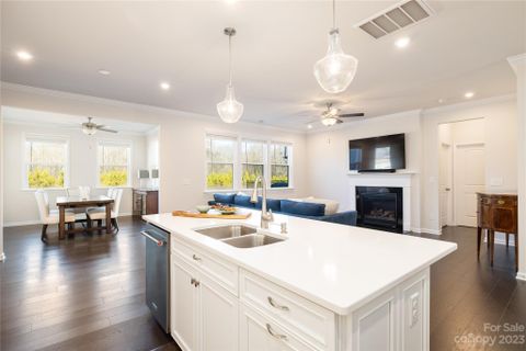 1319 Laggan Lane