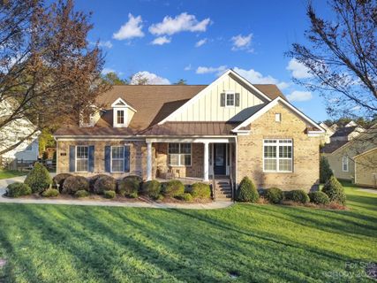 320 Monteray Oaks Circle sold home in The Forest at Fort Mill, Fort Mill, SC