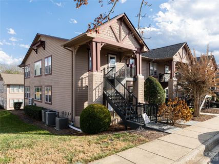 400 Deermouse Way 2301