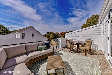 330 E Cama Street 64